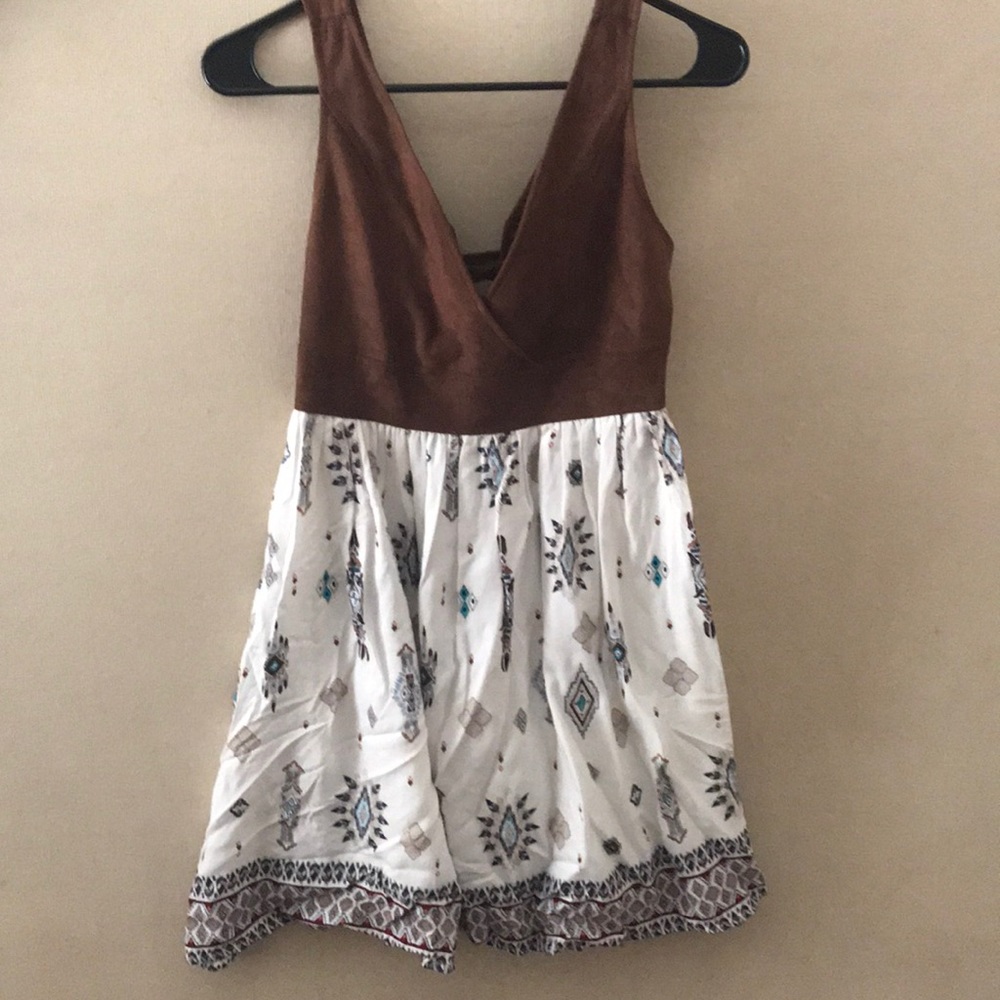 Shyanne dress NWOT